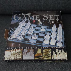 Glass Game Set 3 in 1 Play Chess, Checkers or Backgammon *Never Used*